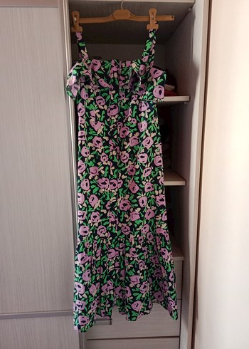 askılı kare kesim pileli elbise - Görsel 6