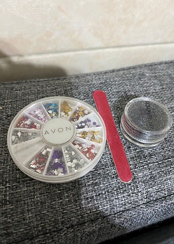 AVON Çok Renkli Tırnak Süsleme Seti - Görsel 3