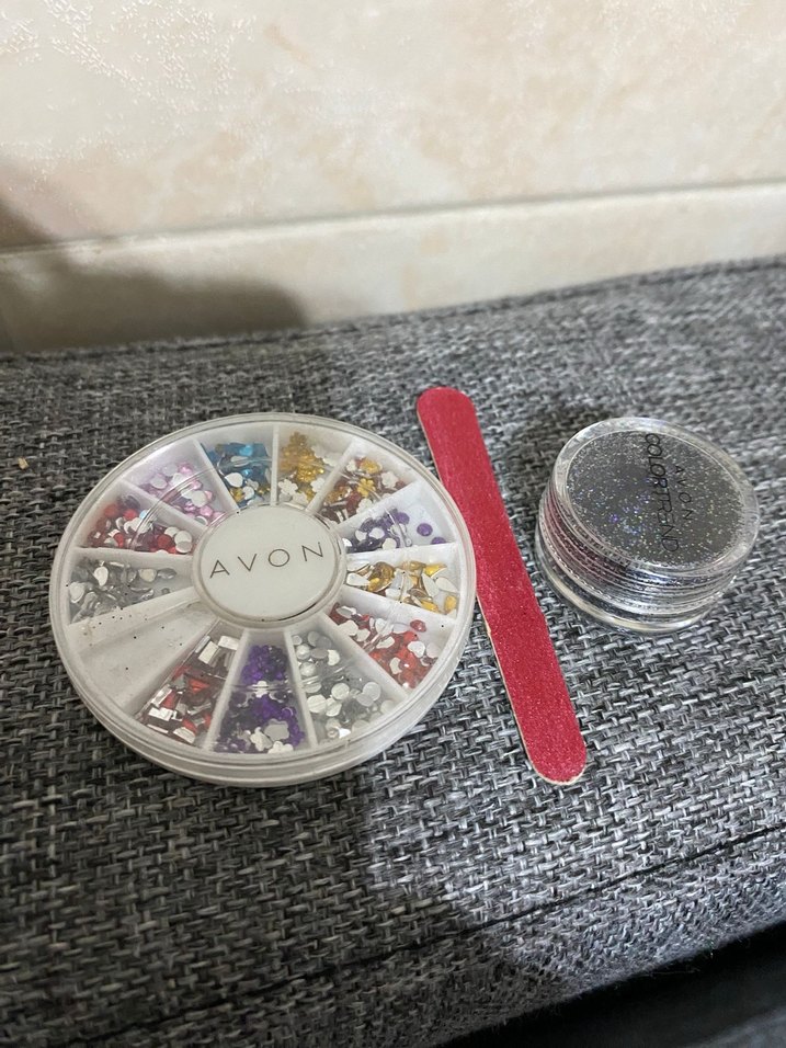 AVON Çok Renkli Tırnak Süsleme Seti - Görsel 3