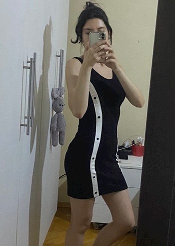 Siyah Düğmeli Mini Elbise - Görsel 3