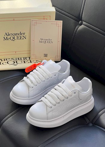 Alexander McQUEEN Kadın Beyaz Sneaker Ayakkabı