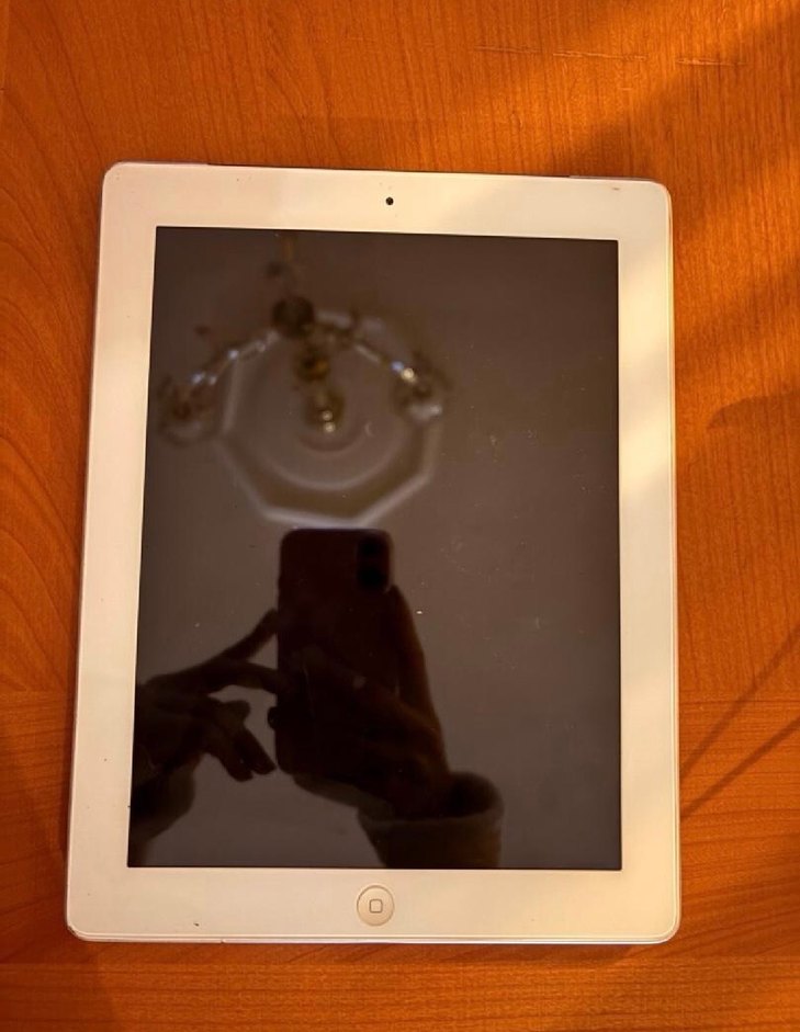 Ipad Tablet ve Siyah Klavye Seti - Görsel 2