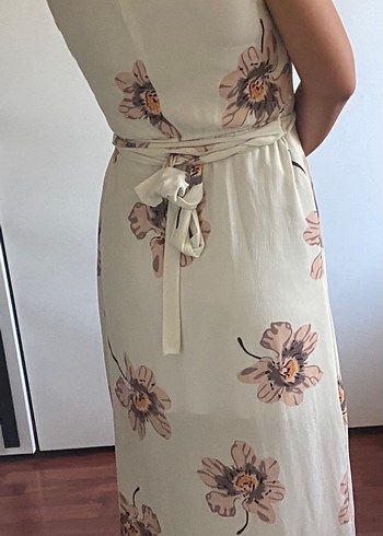 V Yaka Midi Bohem Desenli Beyaz Elbise - Görsel 3