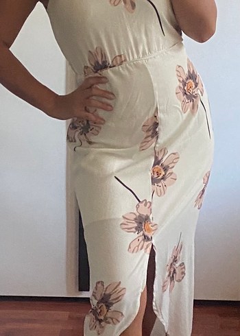 V Yaka Midi Bohem Desenli Beyaz Elbise - Görsel 2