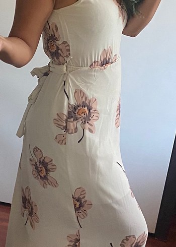 V Yaka Midi Bohem Desenli Beyaz Elbise - Görsel 4