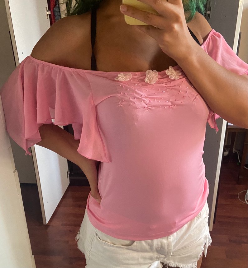 Pembe Kolları Fırfır Detaylı Bluz - Görsel 2