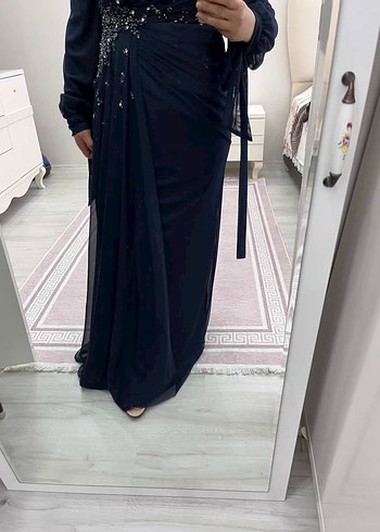 Nakışlı Lacivert Uzun Kollu Abiye Elbise - Görsel 3