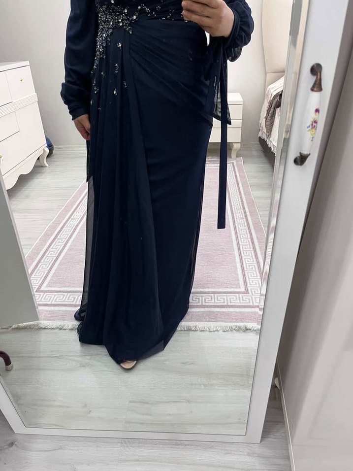 Nakışlı Lacivert Uzun Kollu Abiye Elbise - Görsel 3