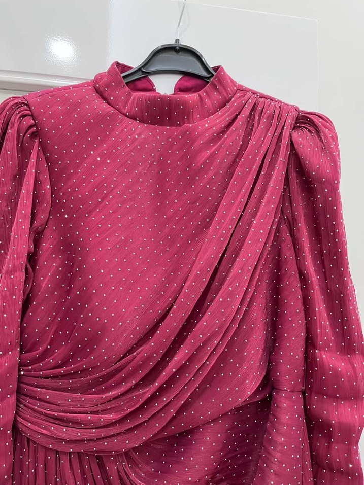 Bordo Uzun Drapeli Yüksek Yakalı Kadın Elbise - Görsel 4