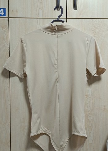 Kısa Kollu Dar Bluz - Görsel 2