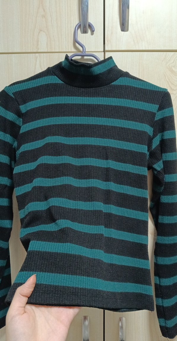 Lacivert Çizgili Balıkçı Yaka Kadın Dar Kazak - Görsel 4