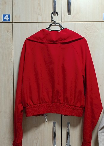 Kırmızı Fermuarlı Kadın Kısa Ceket - Görsel 4