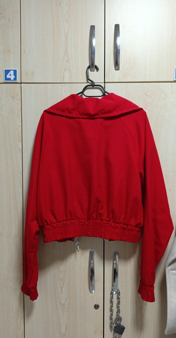 Kırmızı Fermuarlı Kadın Kısa Ceket - Görsel 4