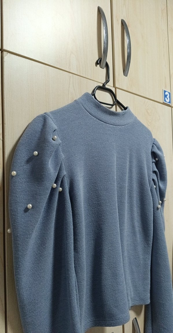 İnci Detaylı Boğazlı Balon Kol Dar Kazak - Görsel 4