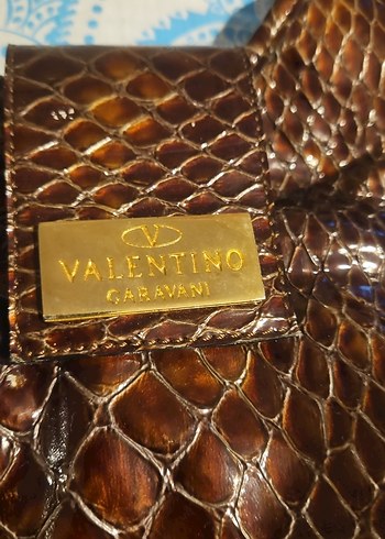 Valentino Kahverengi Parlak Yılan Desenli Deri Kadın Çanta