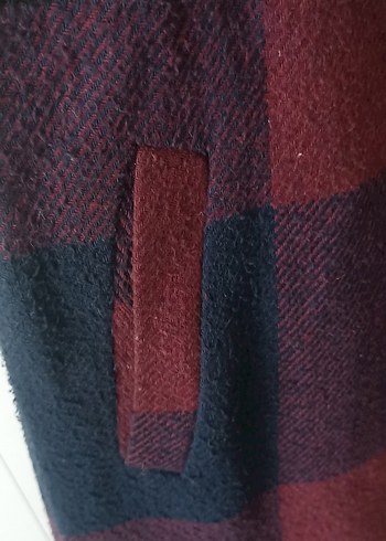 Uzun Bordo Zincir Detaylı Kadın Yelek - Görsel 3