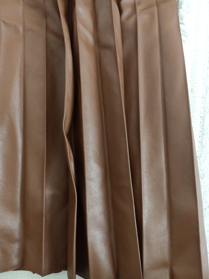 Deri Parlak Kahverengi Pilili Uzun Etek - Görsel 2