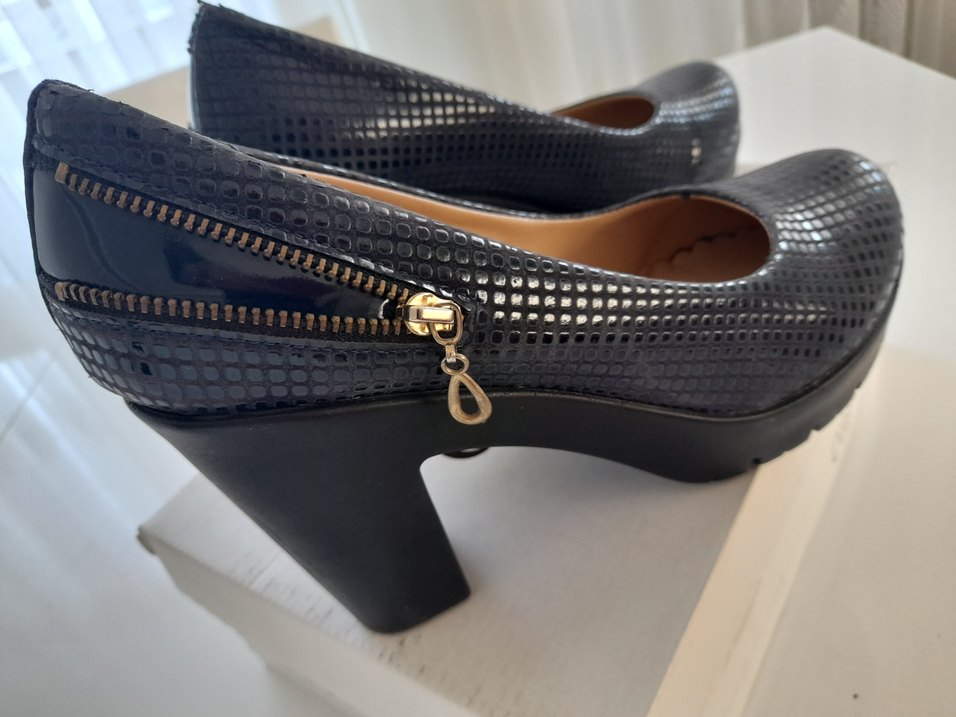 Kadın Siyah Yılan Desenli Platform Topuklu Ayakkabı - Görsel 2