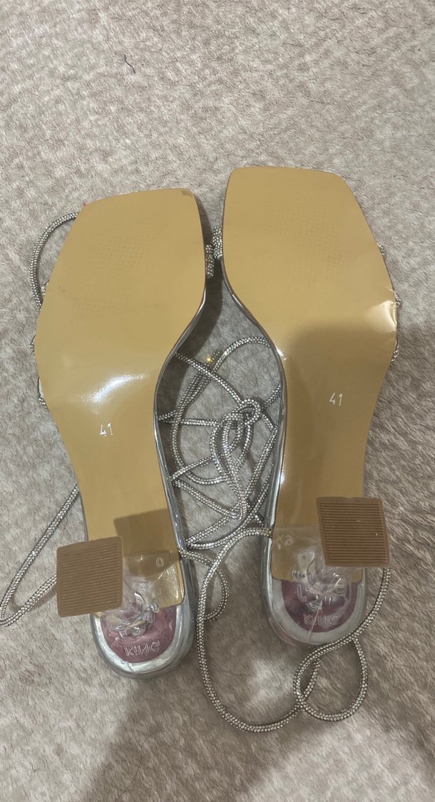 Gümüş Desenli Parlak Stiletto Kadın Ayakkabı - Görsel 2