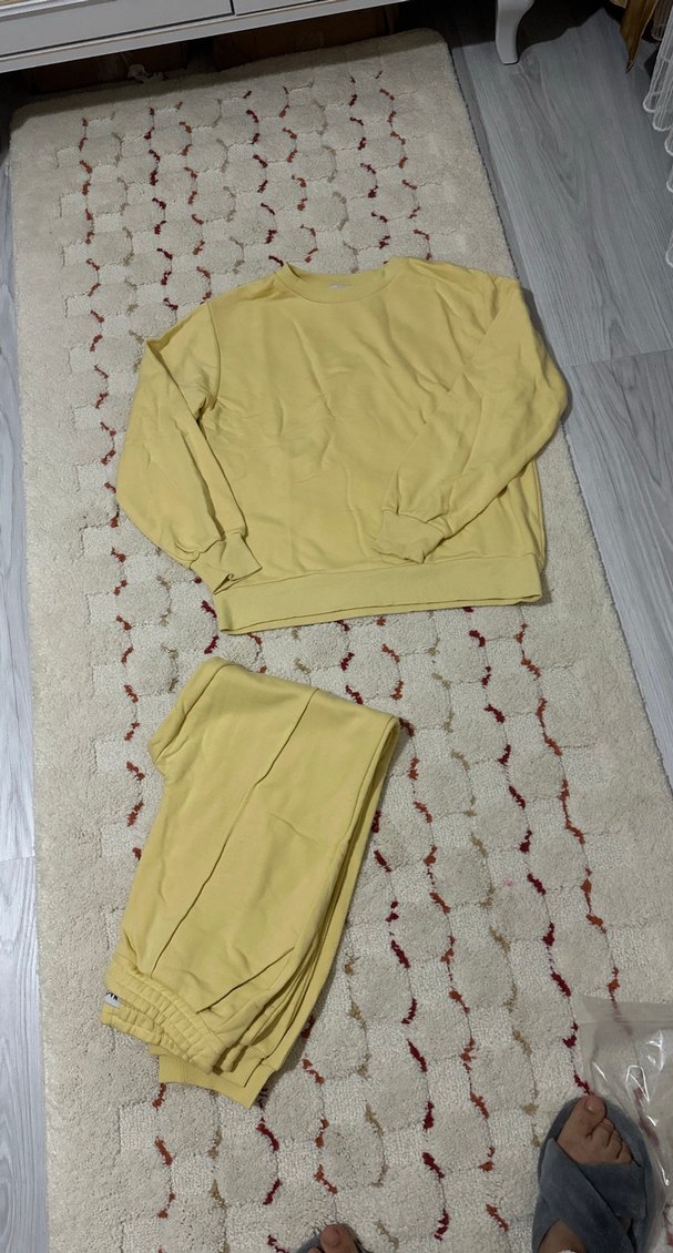 Sarı Rahat Kesim Kadın Eşofman Altı ve üstü - Görsel 3