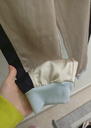 Bej ve Gri Kadın Kemerli Rahat Pantolon - Görsel 6