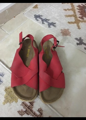 Kırmızı Kadın Dolgu Topuklu Sandalet