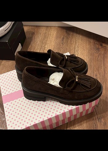 Pelinin Ayakkabıları Kahverengi Süet Püsküllü Platform Topuklu Loafer