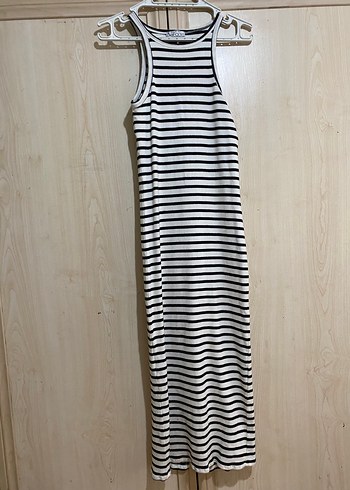 Çizgili Midi Kolsuz Elbise - Görsel 2