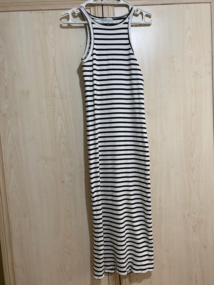 Çizgili Midi Kolsuz Elbise - Görsel 2