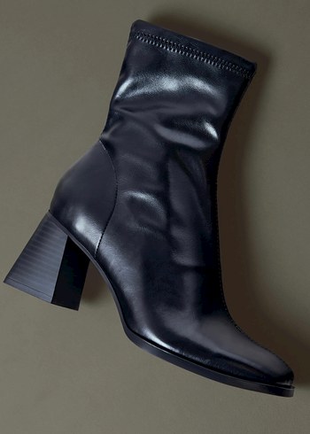 stradivarius Kadın Siyah Deri topuklu bot - Görsel 5