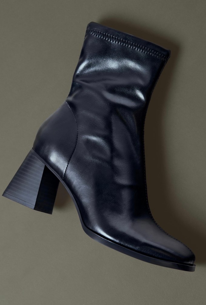 stradivarius Kadın Siyah Deri topuklu bot - Görsel 5