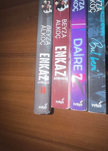 Beyza Alkoç Roman Seti 4 Kitap