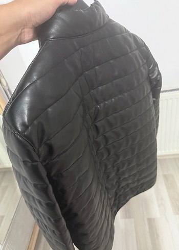 50 Beden siyah Renk KARACA DERİ MONT 50 BEDEN