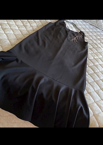 Boncuk İşlemeli Siyah Mini Kolsuz Elbise - Görsel 2