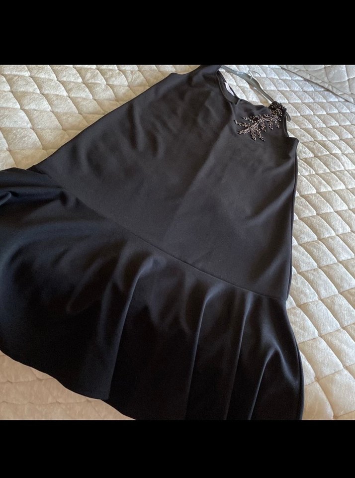 Boncuk İşlemeli Siyah Mini Kolsuz Elbise - Görsel 2