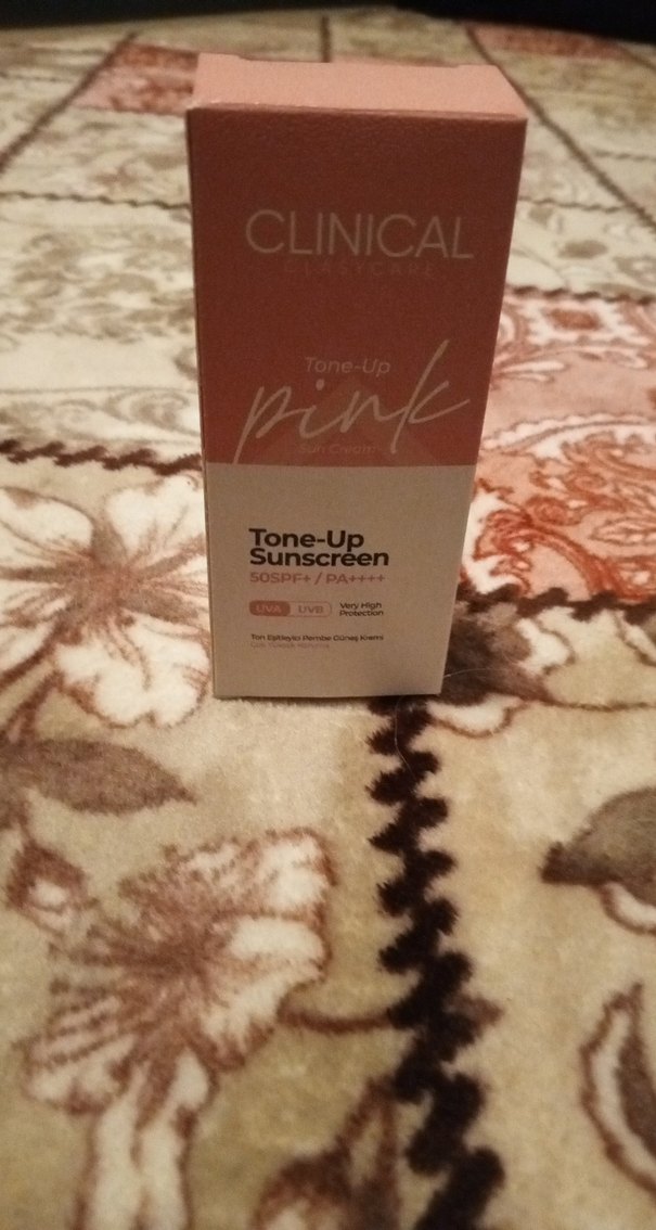 Clinical Pink Tonlu Güneş Kremi - Görsel 4