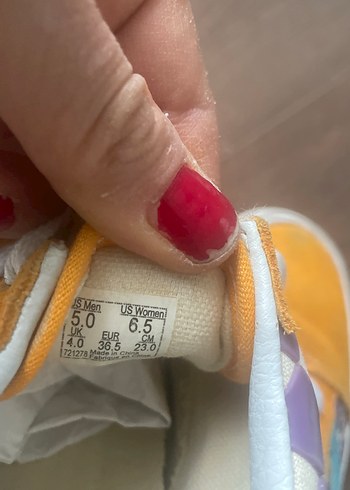 Vans Kadın Çok Renkli Bağcıklı Spor Ayakkabı - Görsel 6