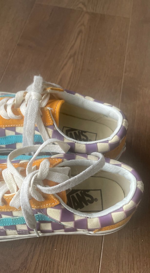 Vans Kadın Çok Renkli Bağcıklı Spor Ayakkabı - Görsel 4