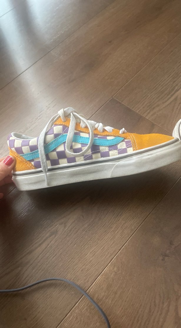 Vans Kadın Çok Renkli Bağcıklı Spor Ayakkabı - Görsel 5