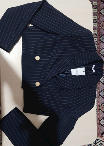 Düğmeli Koyu Mavi Mini Blazer