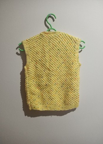 Sarı Örgü Kız Yeleği - Görsel 4