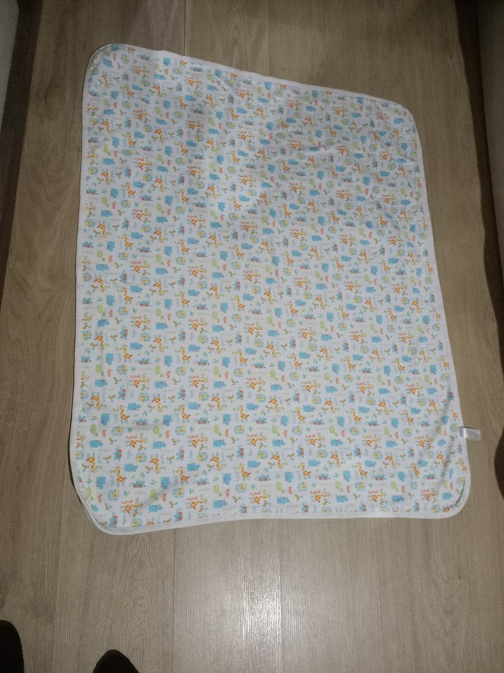 Çocuklar için pastel renkli baskılı battaniye - Görsel 4