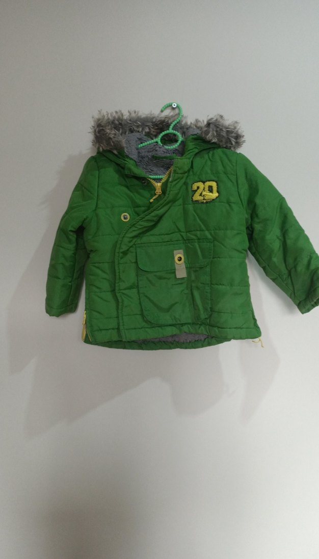 Kapüşonlu Erkek Çocuk Yeşil Mont - Görsel 2