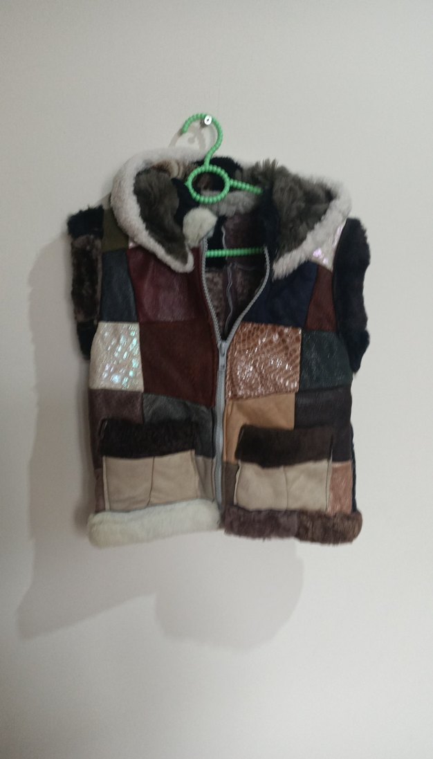 Kürklü Kapüşonlu  cocuk Yelek - Görsel 3