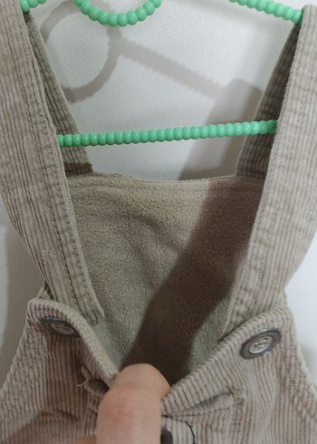 Erkek Çocuk Bej Düğmeli Kolsuz Tulum - Görsel 4