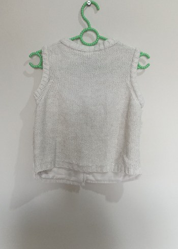 Kız Çocuk Beyaz Kürklü Kolsuz Yelek - Görsel 4