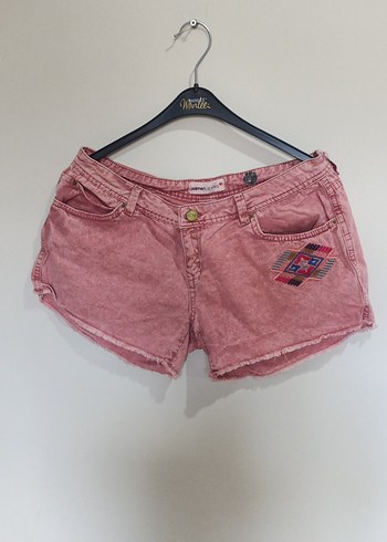 Pembe Rahat Kesim Mini Denim Şort - Görsel 2