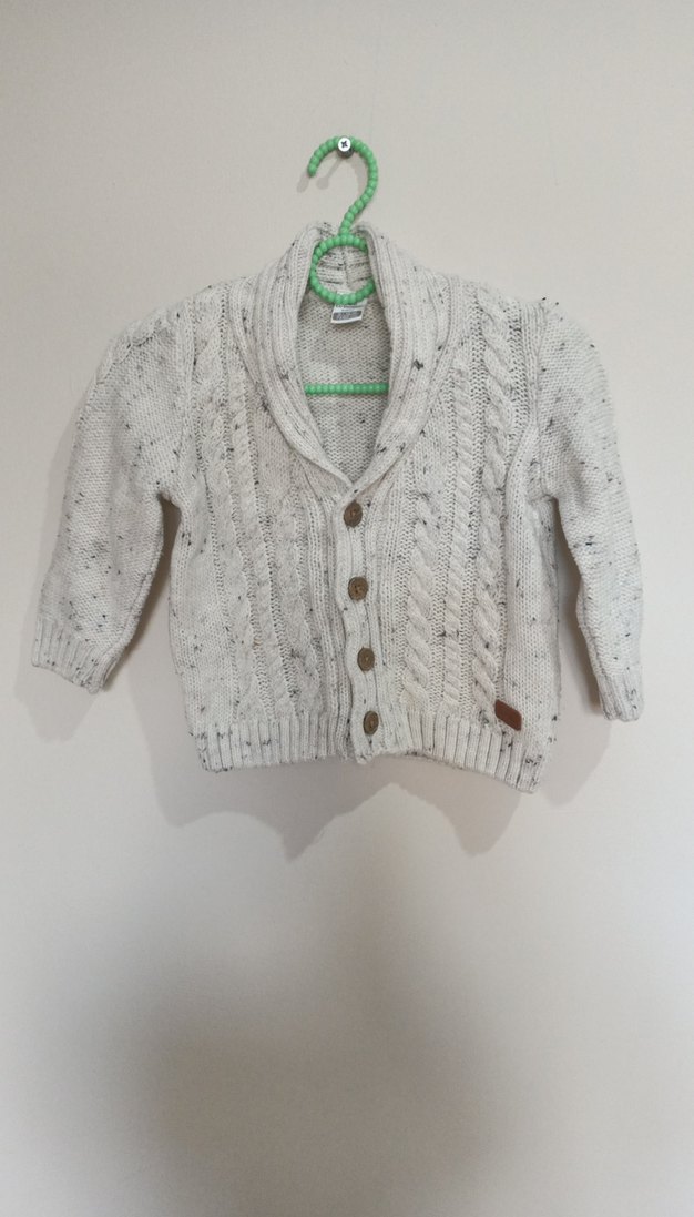 Erkek Çocuk Gri Örgü Hırka - Görsel 3