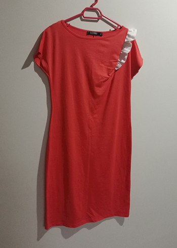 Kısa Kollu Kırmızı Midi Elbise - Görsel 3