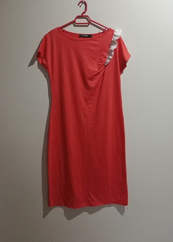 Kısa Kollu Kırmızı Midi Elbise - Görsel 4